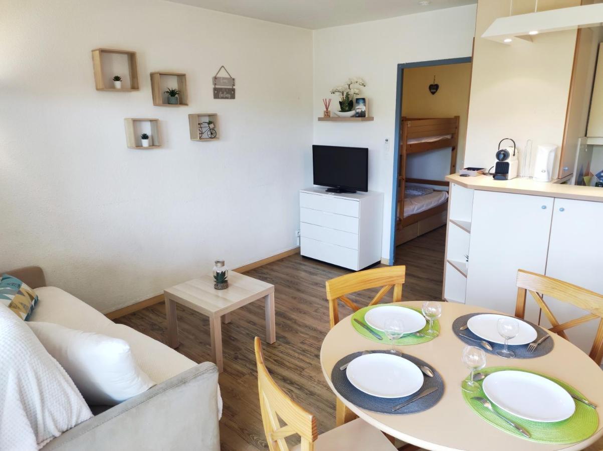 Tecy Les Platanes Apartment *